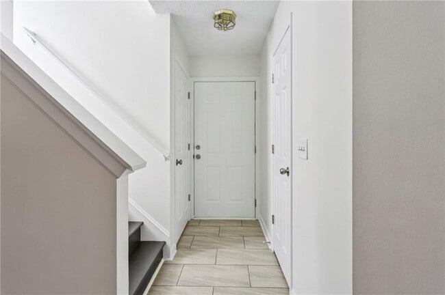 Building Photo - 300 Carrington Way