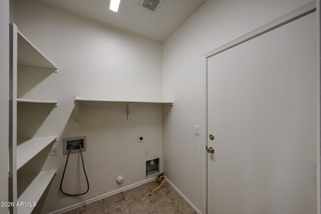 Building Photo - 6307 S 69th Glen