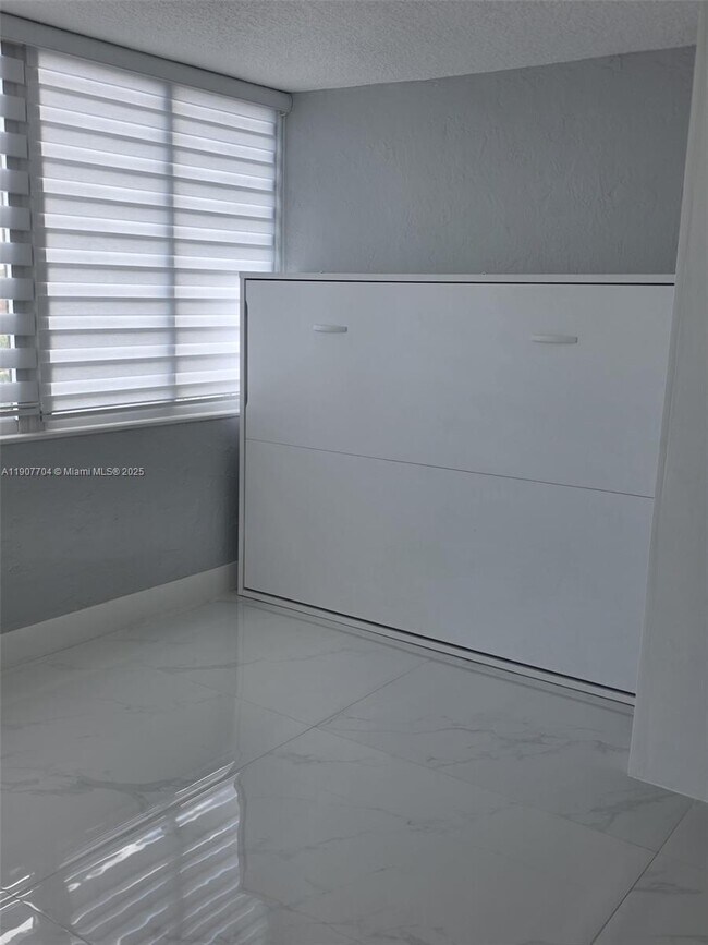 Building Photo - 11755 SW 18th St