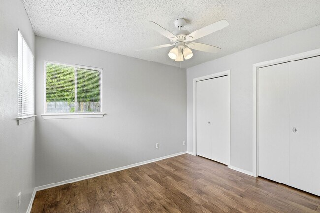 Building Photo - 2511 Howellwood Wy