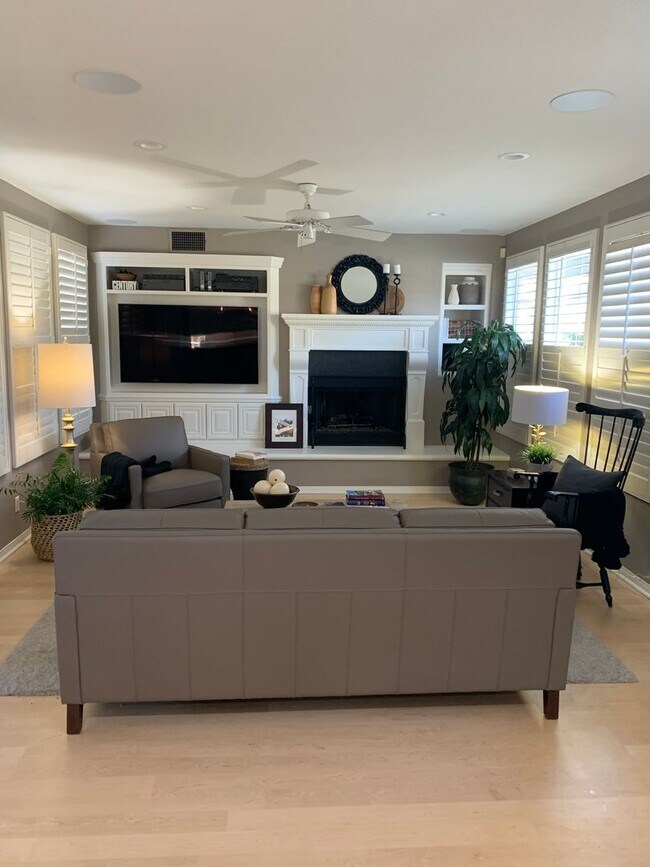 Building Photo - 5 Bed, 5 bath cul-de-sac Executive Home