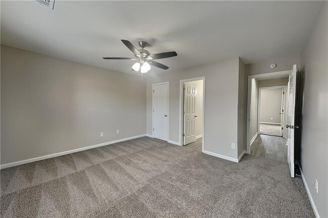 Building Photo - 401 Martin Field Ct