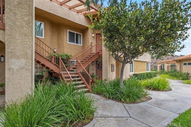 Building Photo - 5235 Box Canyon Court Unit