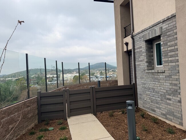 Building Photo - 460 Caliper Wy