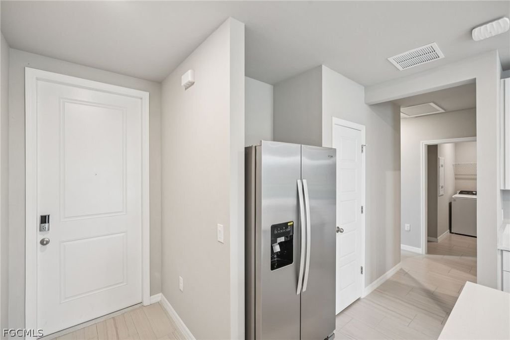 Building Photo - 17549 Woodland Ct