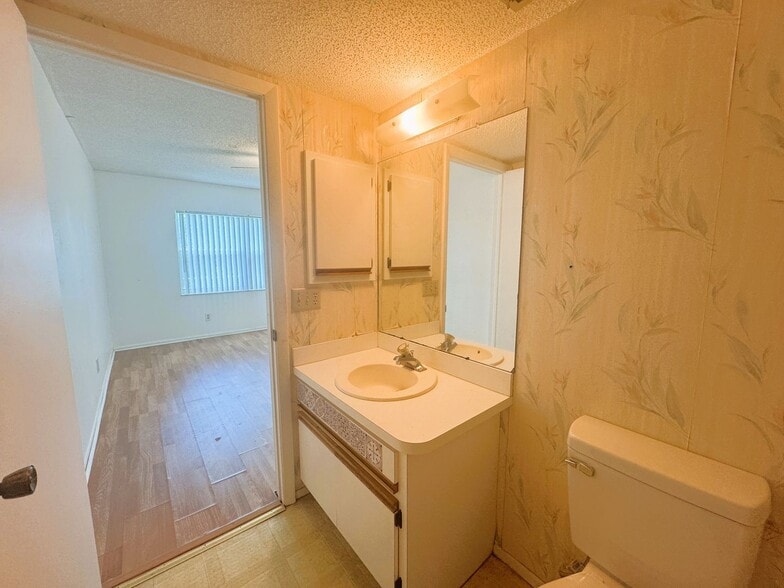 Building Photo - 26485 Rampart Blvd