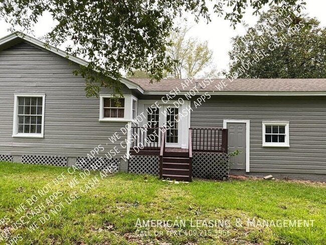 Building Photo - 203 Lee Ln
