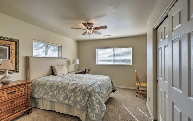 3rd room - 210 W Cedar Ave