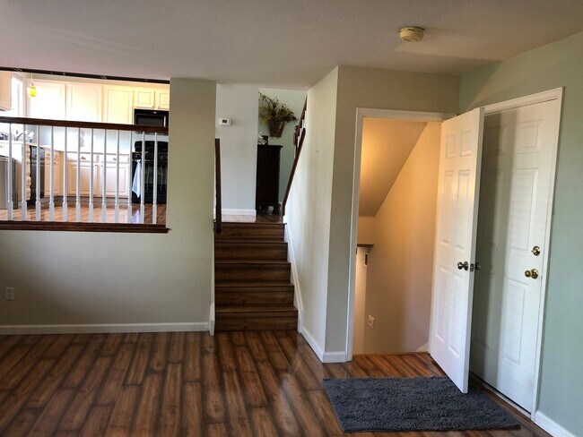 Building Photo - Immaculate Four bed three bath tri-level home in Brandywine with finished basement!