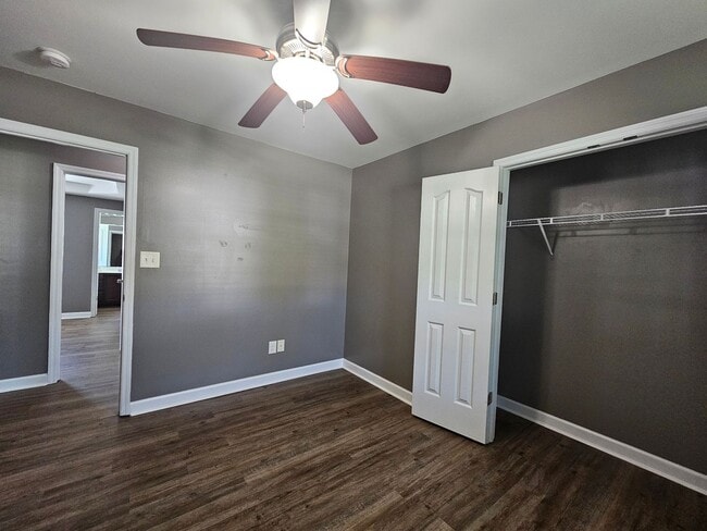 Building Photo - 3 Bed, 2 Bath Home In Woodbury Farm!