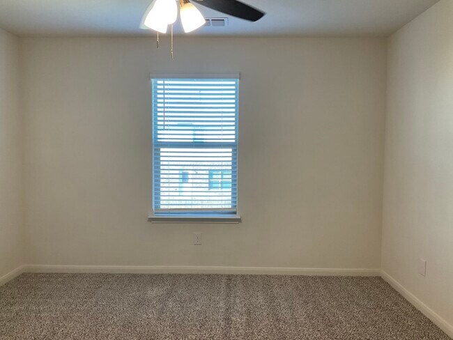 Building Photo - 3125 Angus Drive