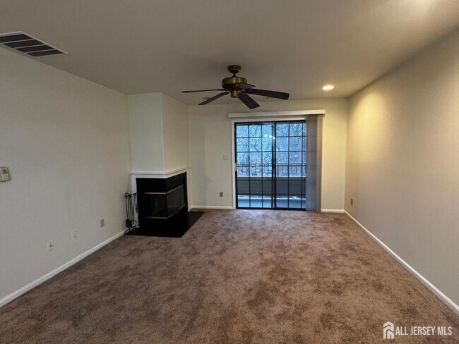 Building Photo - 1109 Stoneridge Cir