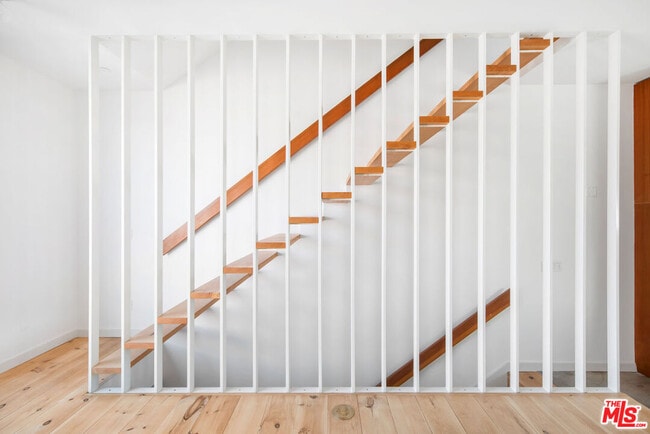 Building Photo - 1416 Fairbanks Pl