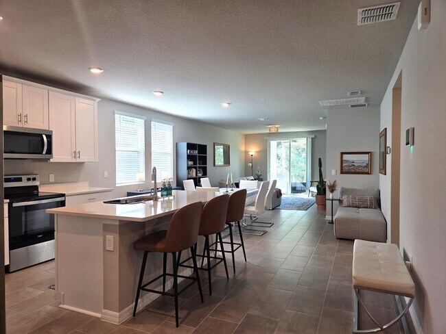 Building Photo - Pet Friendly Home in Cagan Crossings East