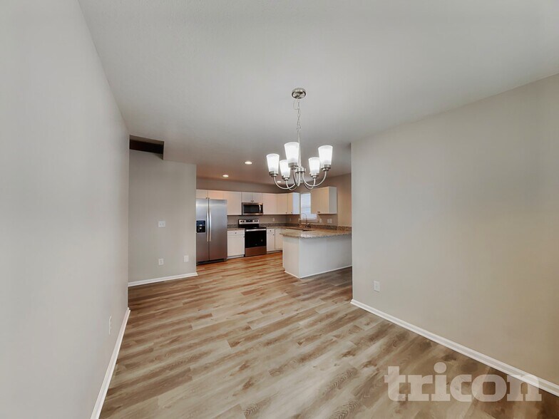 Building Photo - 110 Kingscreek Dr
