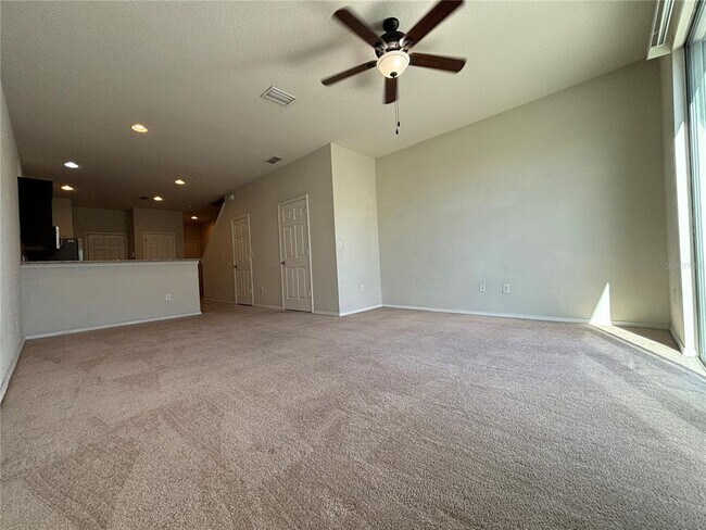 Building Photo - 4912 White Sanderling Ct