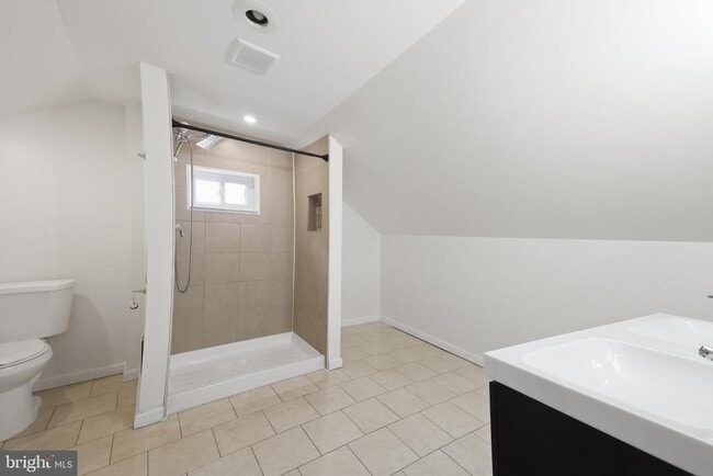 Building Photo - 4700 Addison Dr