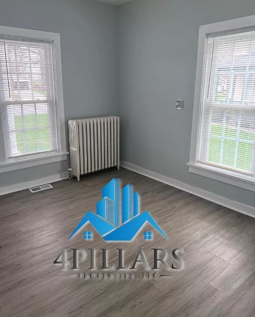Building Photo - "Charming 1-Bedroom Apartment in the Heart...
