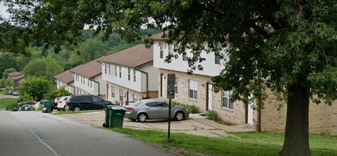 Building Photo - 1003 Miller Rd
