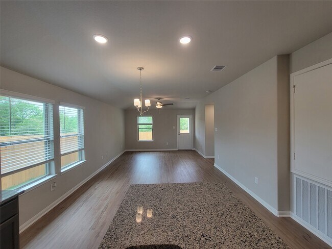Building Photo - 11732 Whirlaway Dr