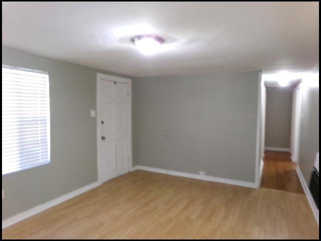 Building Photo - 814 G St
