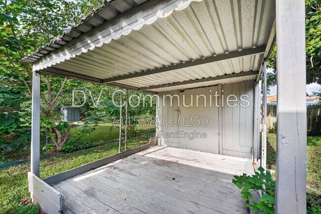 Building Photo - 12919 S Coast Dr