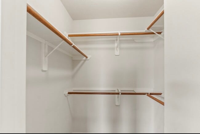 Building Photo - 21627 Cozy Hollow Ln