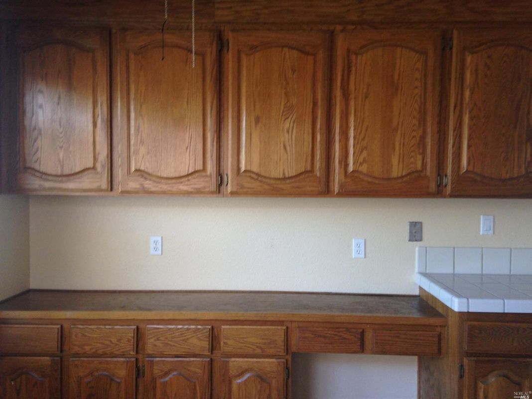 Building Photo - 1103 Meadowlark Dr