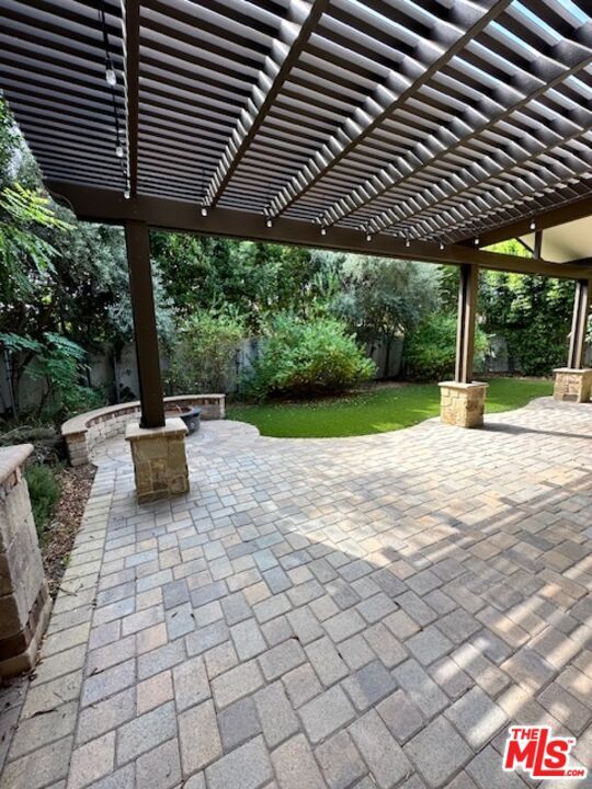 Building Photo - 17032 Cantlay St