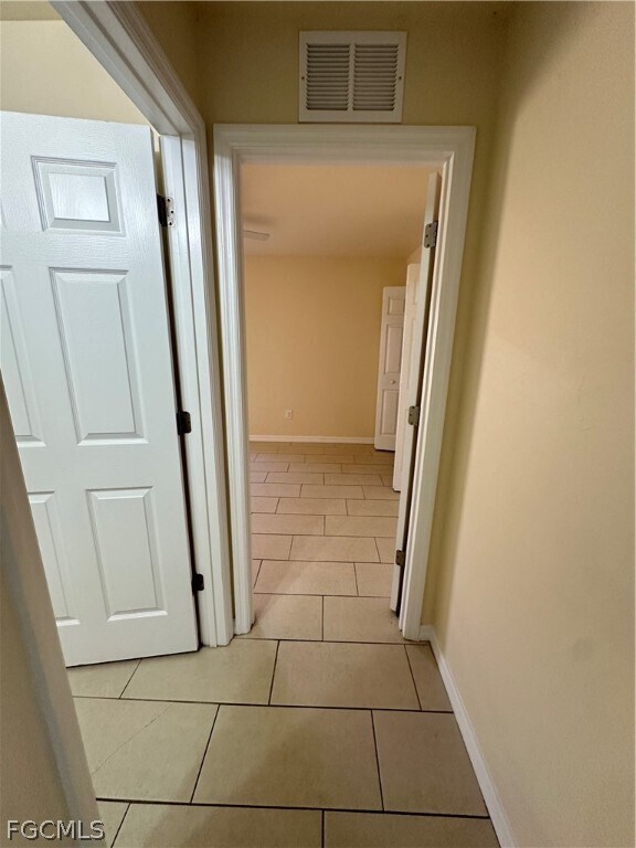 Building Photo - 4521 SW 9th Ave