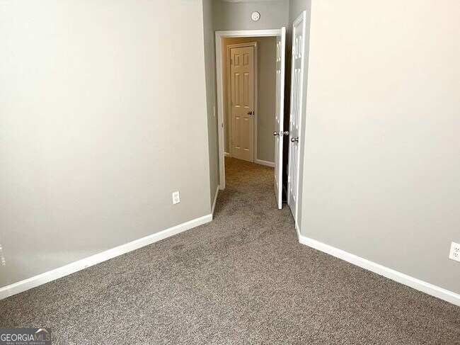 Building Photo - 7104 Merrywood Dr