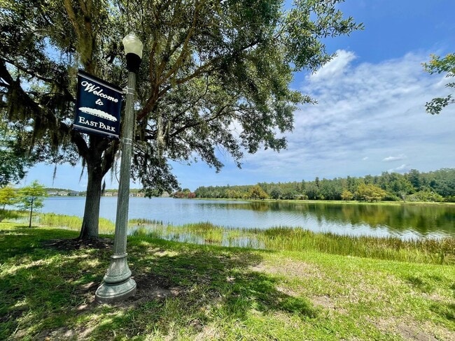 Building Photo - 10826 Eclipse Lily Way