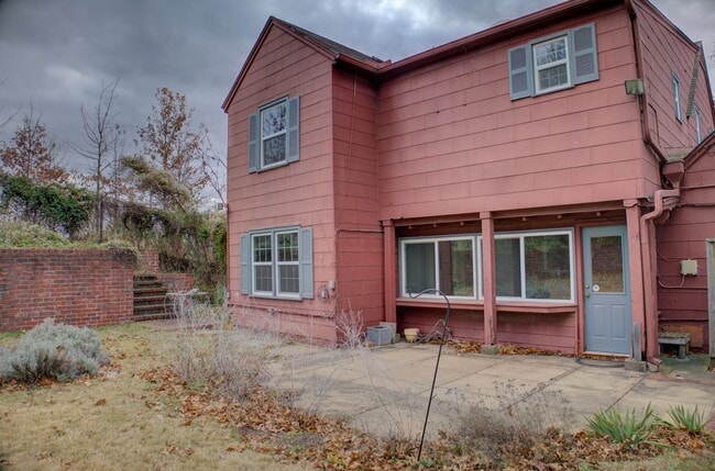 Building Photo - 3-bedroom, 2.5-bath home with mostly hardwood floors