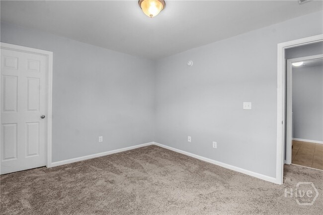 Building Photo - 307 Grasslands Dr