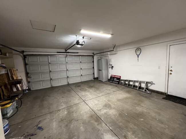 Building Photo - 82222 Pinyon Ave