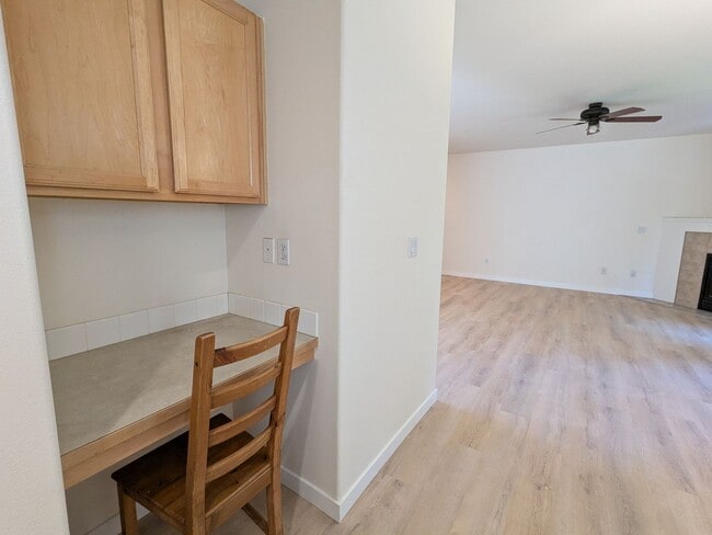Building Photo - Comfort Meets Convenience in this Dog-Frie...
