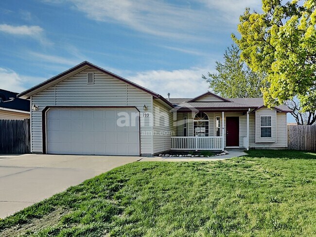 Primary Photo - 199 E Striped Owl Dr