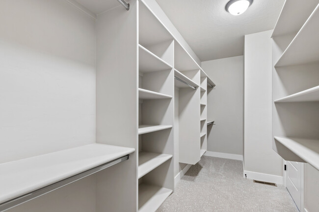 Building Photo - 4695 S Abbot Way