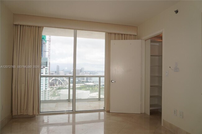 Building Photo - 50 Biscayne Blvd