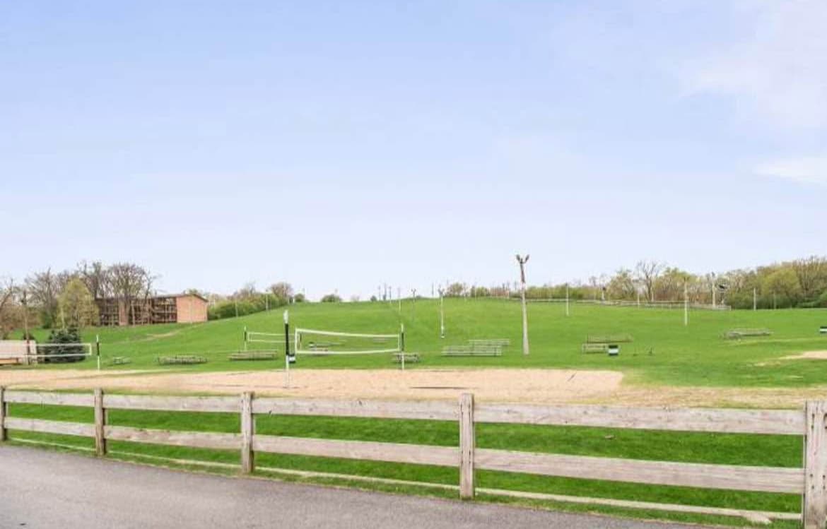 Building Photo - 5800 Oakwood Dr