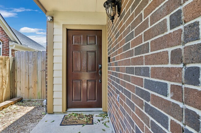 Building Photo - 9960 Cassowary Dr