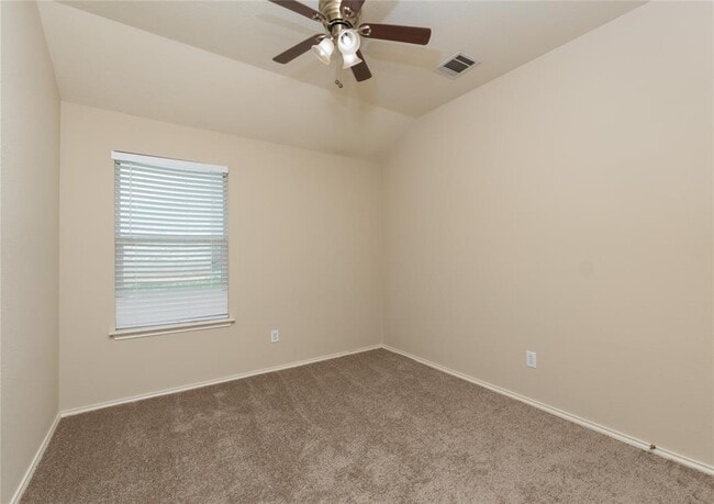 Building Photo - 116 Amberwood Ct