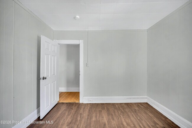 Building Photo - 1149 Luzerne St