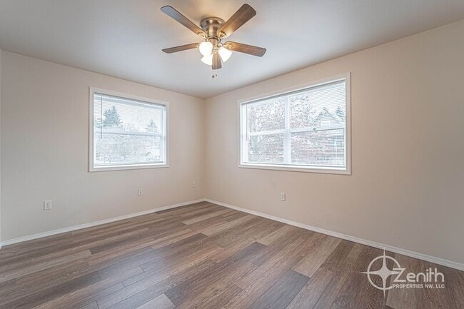 Building Photo - 1216 W 22nd St