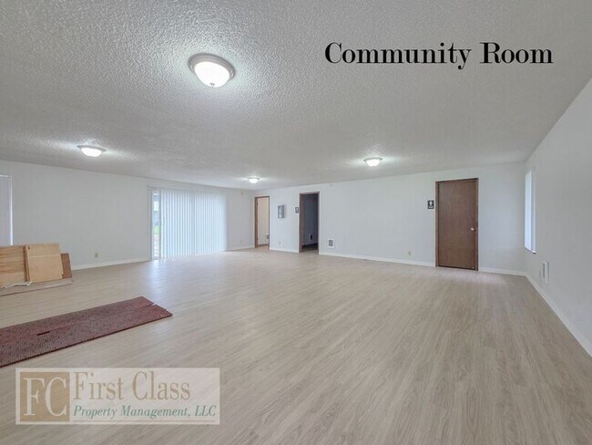 Building Photo - 1348 NE 186th Ave