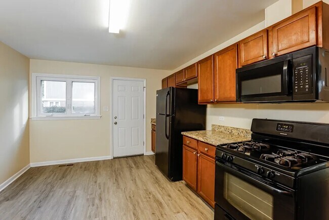 Building Photo - 2033 N Carlisle St