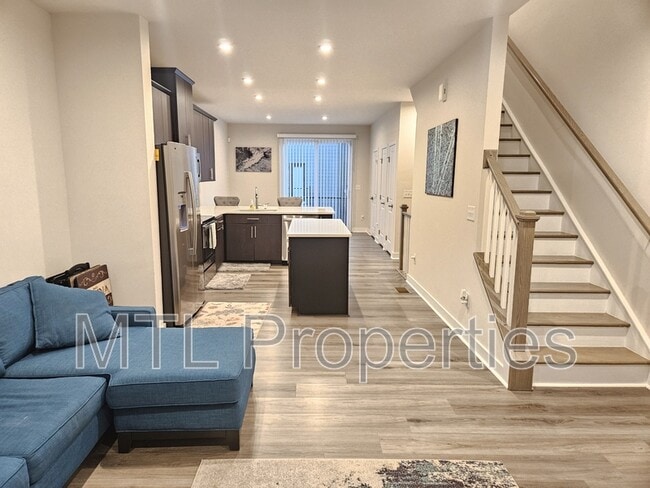 Building Photo - 3712 Ellington St