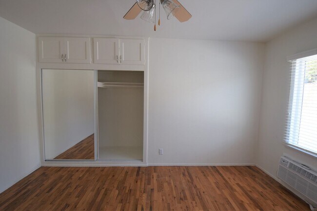 Building Photo - 5220 Radford Ave