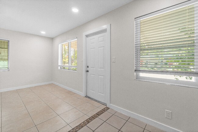 Building Photo - 1790 Redbank Rd