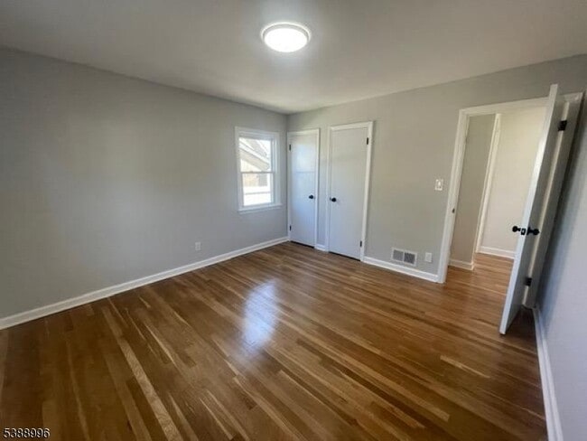 Building Photo - 752 Layton Dr
